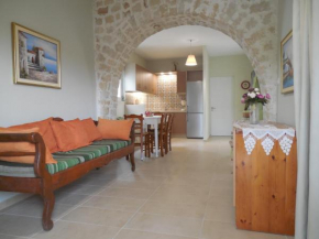 Hotels in Myxorrouma